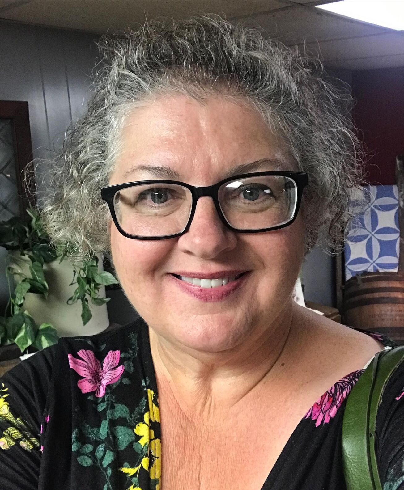Beth's head shot.jpg